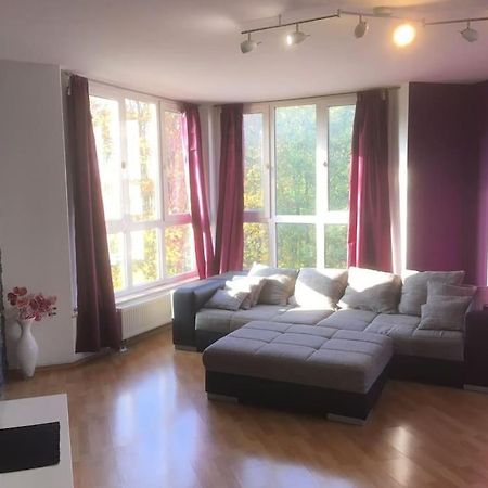 4 Zimmer Wohnung Mit 6 Betten Nahe Hamburg Glinde  Exterior photo