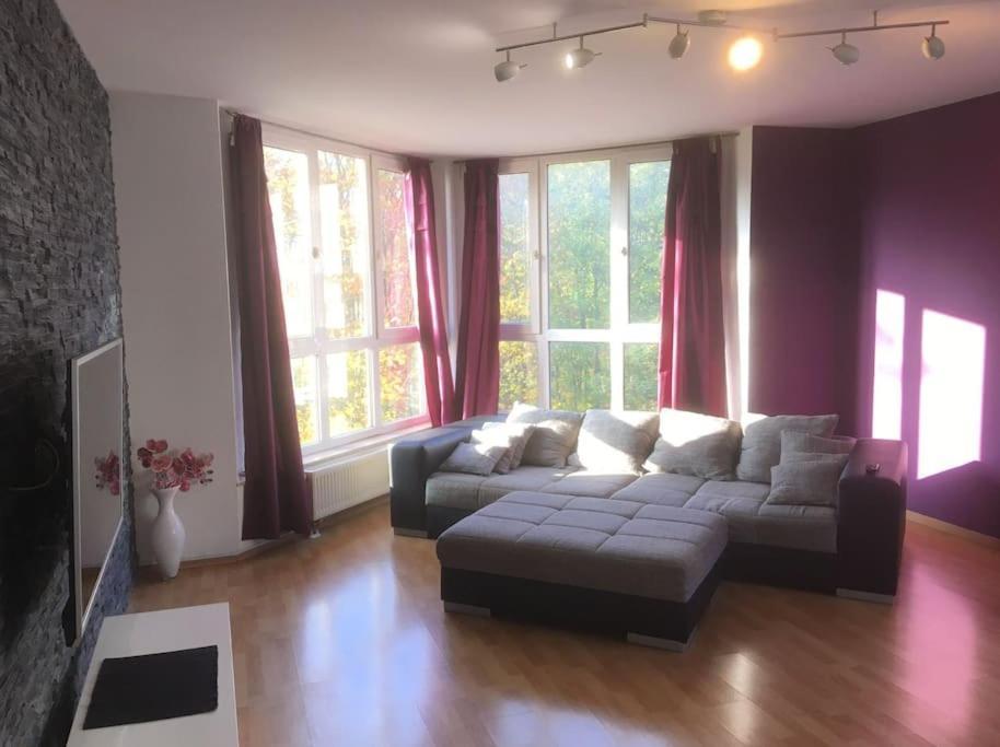 4 Zimmer Wohnung Mit 6 Betten Nahe Hamburg Glinde  Exterior photo
