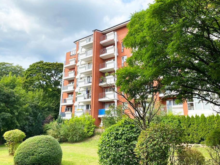 4 Zimmer Wohnung Mit 6 Betten Nahe Hamburg Glinde  Exterior photo