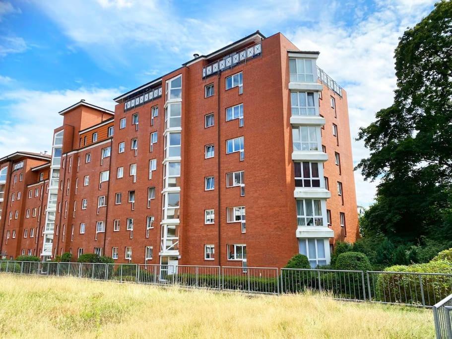4 Zimmer Wohnung Mit 6 Betten Nahe Hamburg Glinde  Exterior photo